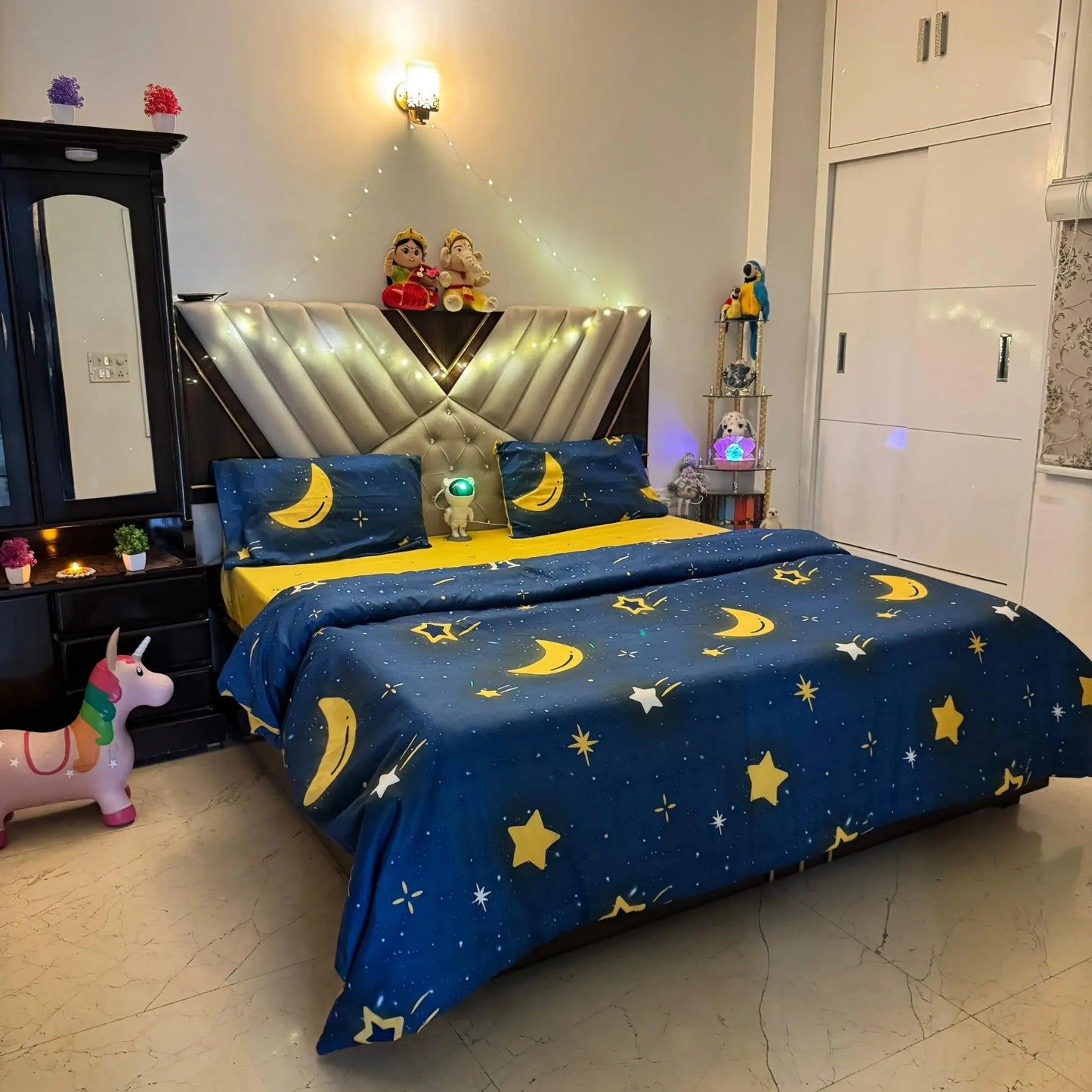 4pc Kids Bed Set – King Size Fitted Bedsheet , Comforter Cover & 2 Pillow Covers | Moon & Star Theme Famyo Shop WH