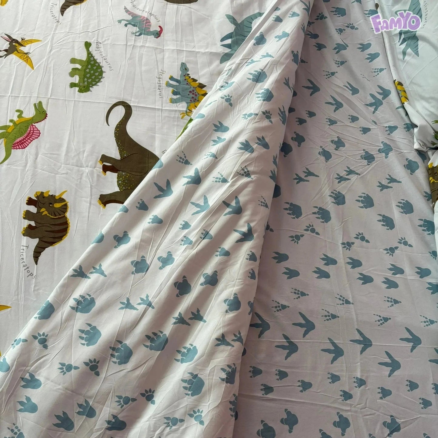 4pc Kids Bed Set – King Size Fitted Bedsheet , Comforter Cover & 2 Pillow Covers | Dino Park Theme Famyo Shop WH