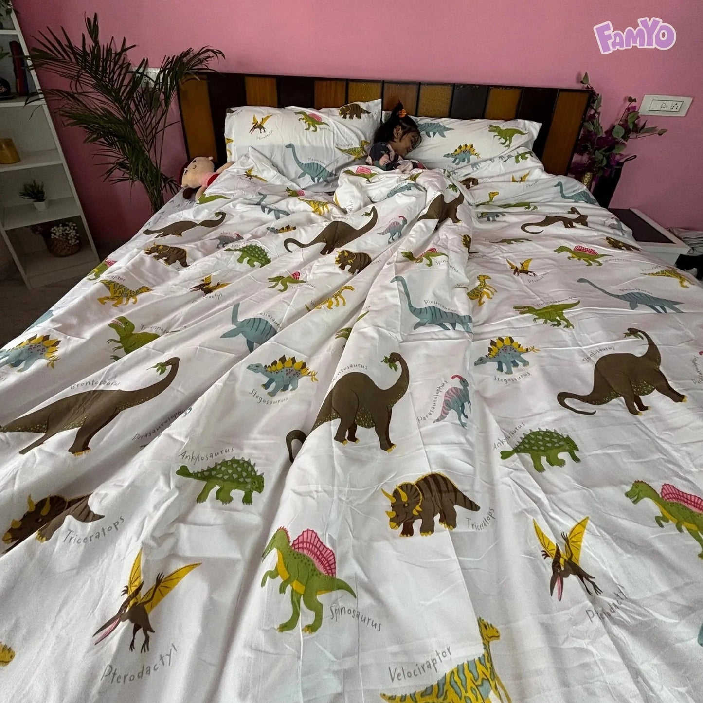 4pc Kids Bed Set – King Size Fitted Bedsheet , Comforter Cover & 2 Pillow Covers | Dino Park Theme Famyo Shop WH