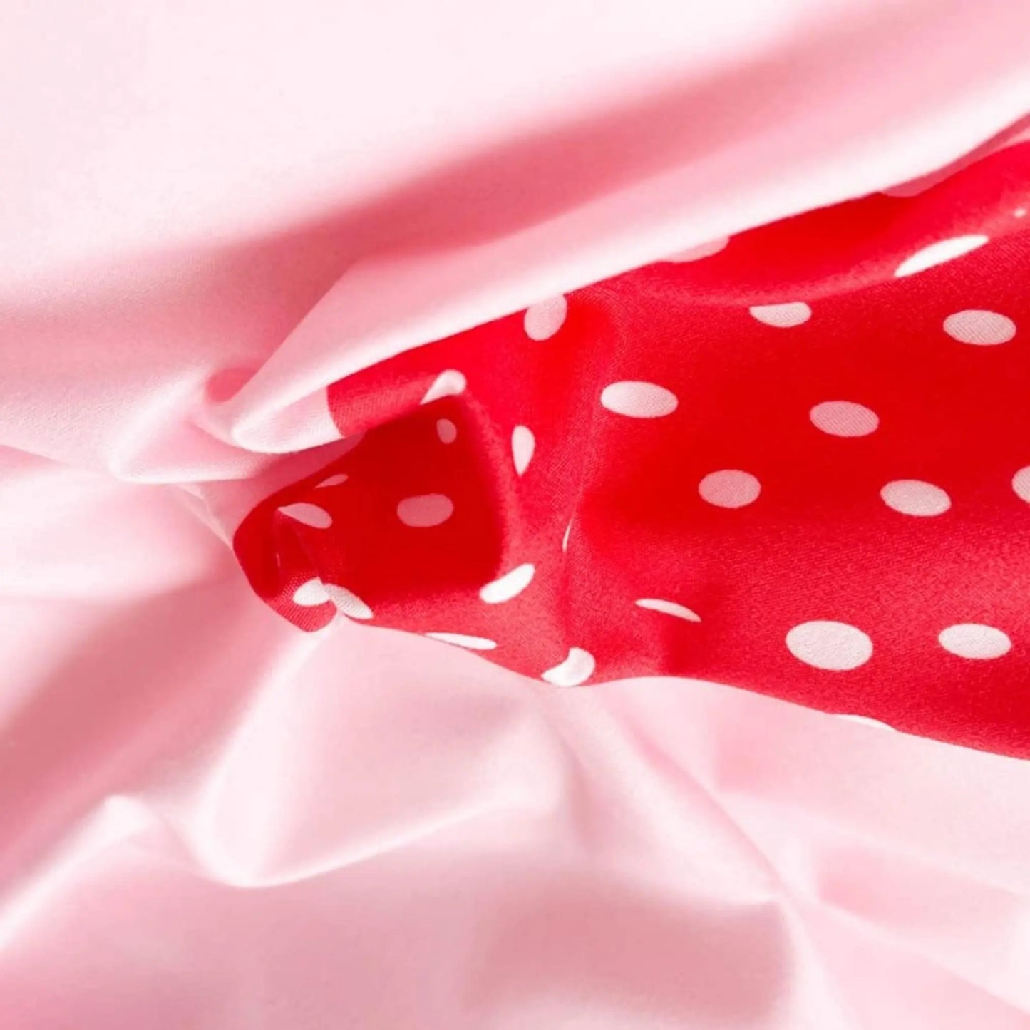 Cute, comfy and cozy with 100% microfiber queen size fitted bedsheet