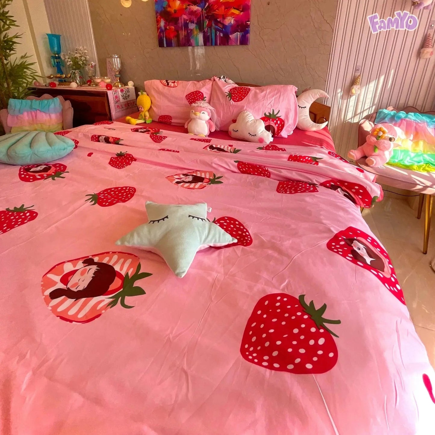 4pc Kids Bed Set – King Size Fitted Bedsheet , Comforter Cover & 2 Pillow Covers | Strawberry Pink Theme Famyo Shop WH