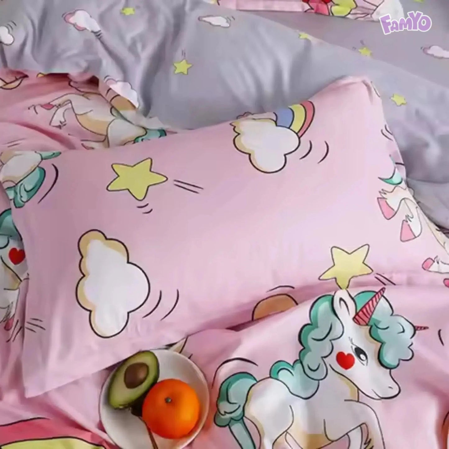 Pink Unicorn & Rainbow with 2X matching pillow covers