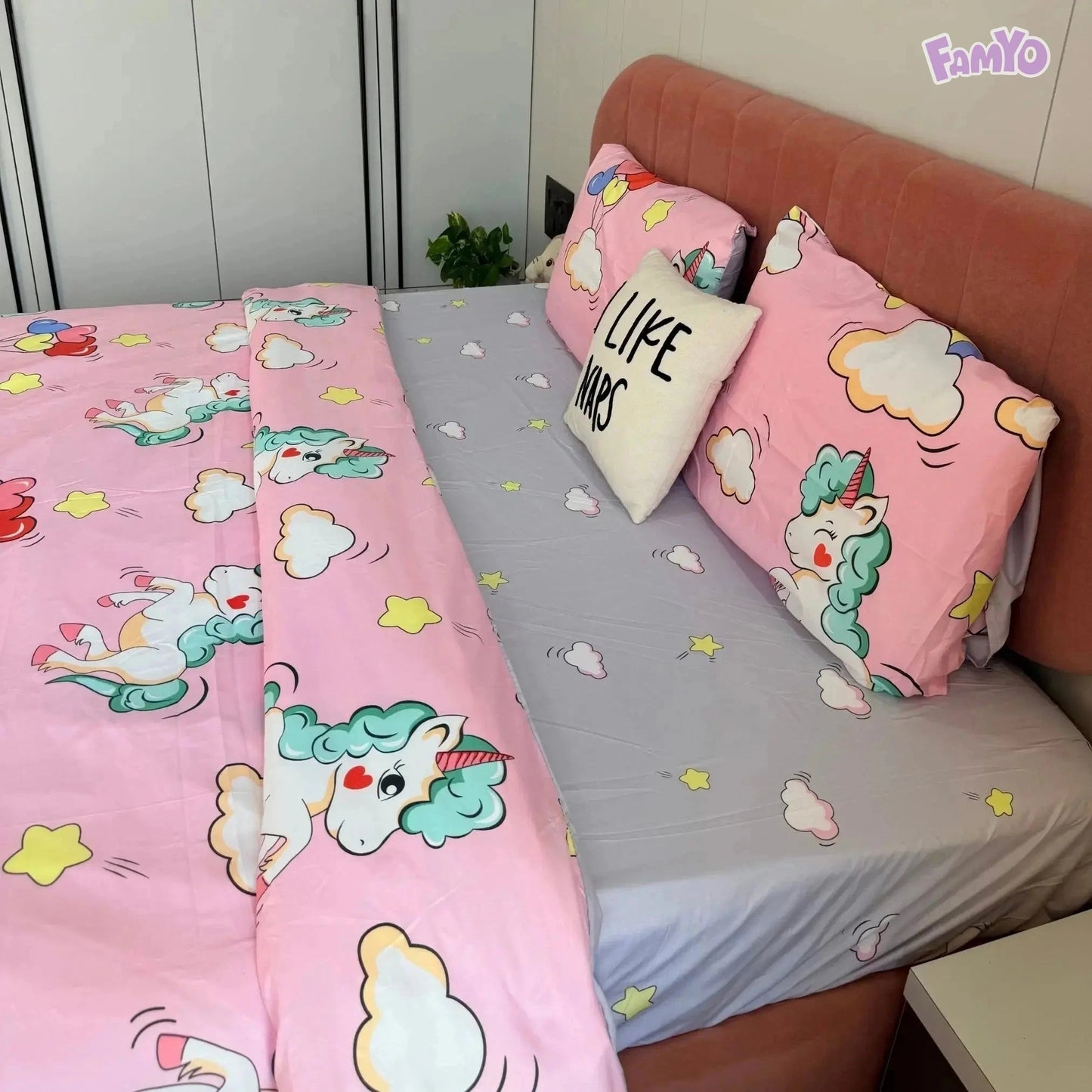 4pc/5pc King Bedding Set- Comforter Cover, Fitted Bedsheet, 2 Pillow Covers, Comforter in Pink Unicorn & Rainbow Famyo