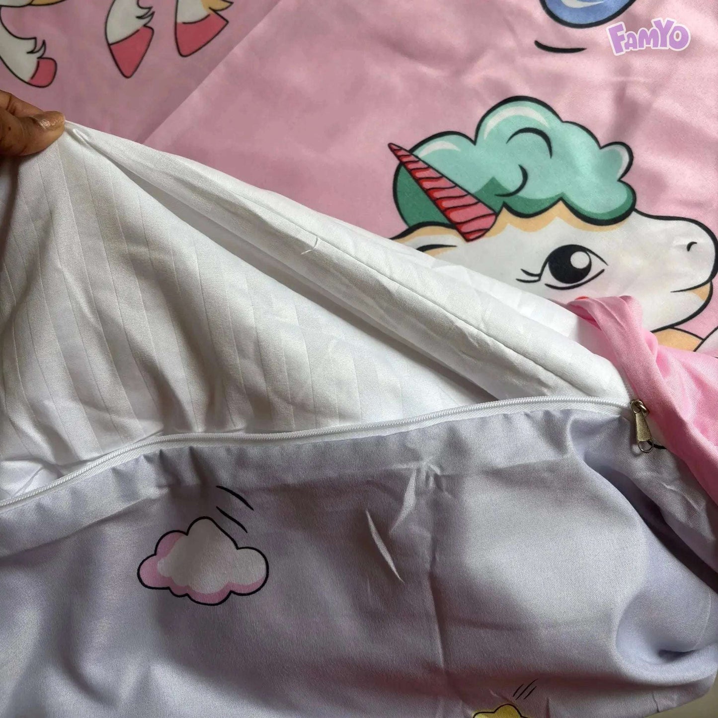 Famyo Pink Unicorn & Rainbow Printed Changeable Comforter Cover