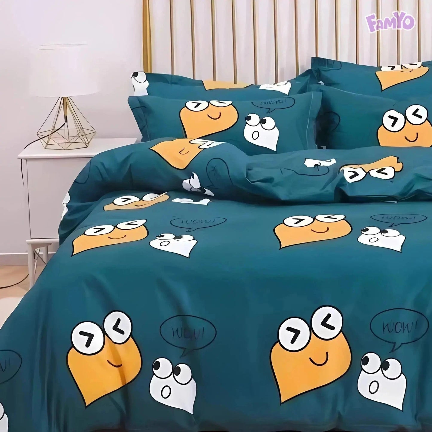 Famyo's Bedding set of 5 PC with Fitted bedsheet, comforter with a cover and 2X matching pillows in Cute Smiles Print