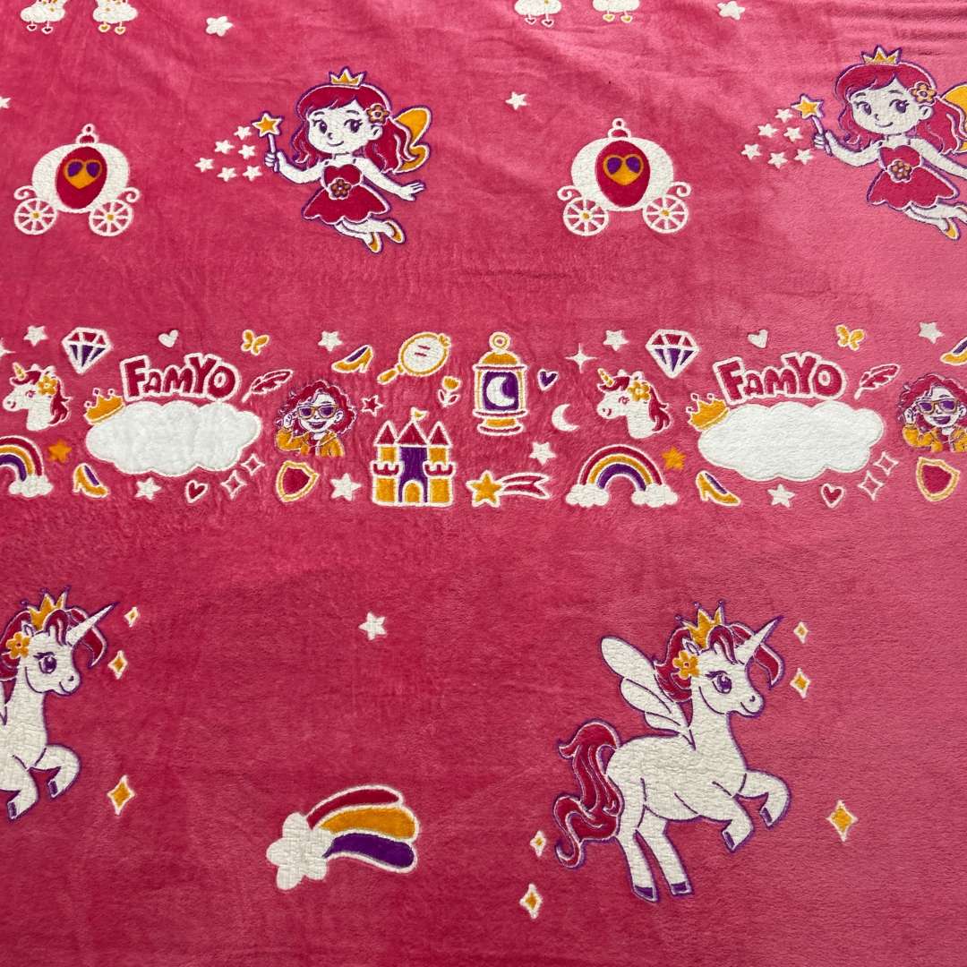 June the Unicorn Glow Blanket by Famyo – Soft Kids Blanket, Perfect Gift for Kids 0-15 years