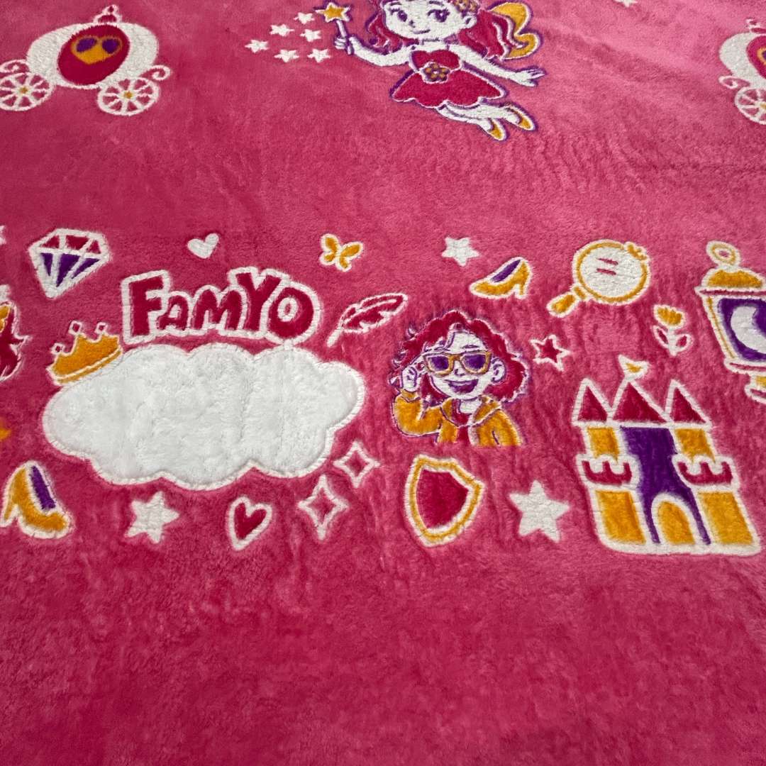June the Unicorn Glow Blanket by Famyo – Soft Kids Blanket, Perfect Gift for Kids 0-15 years