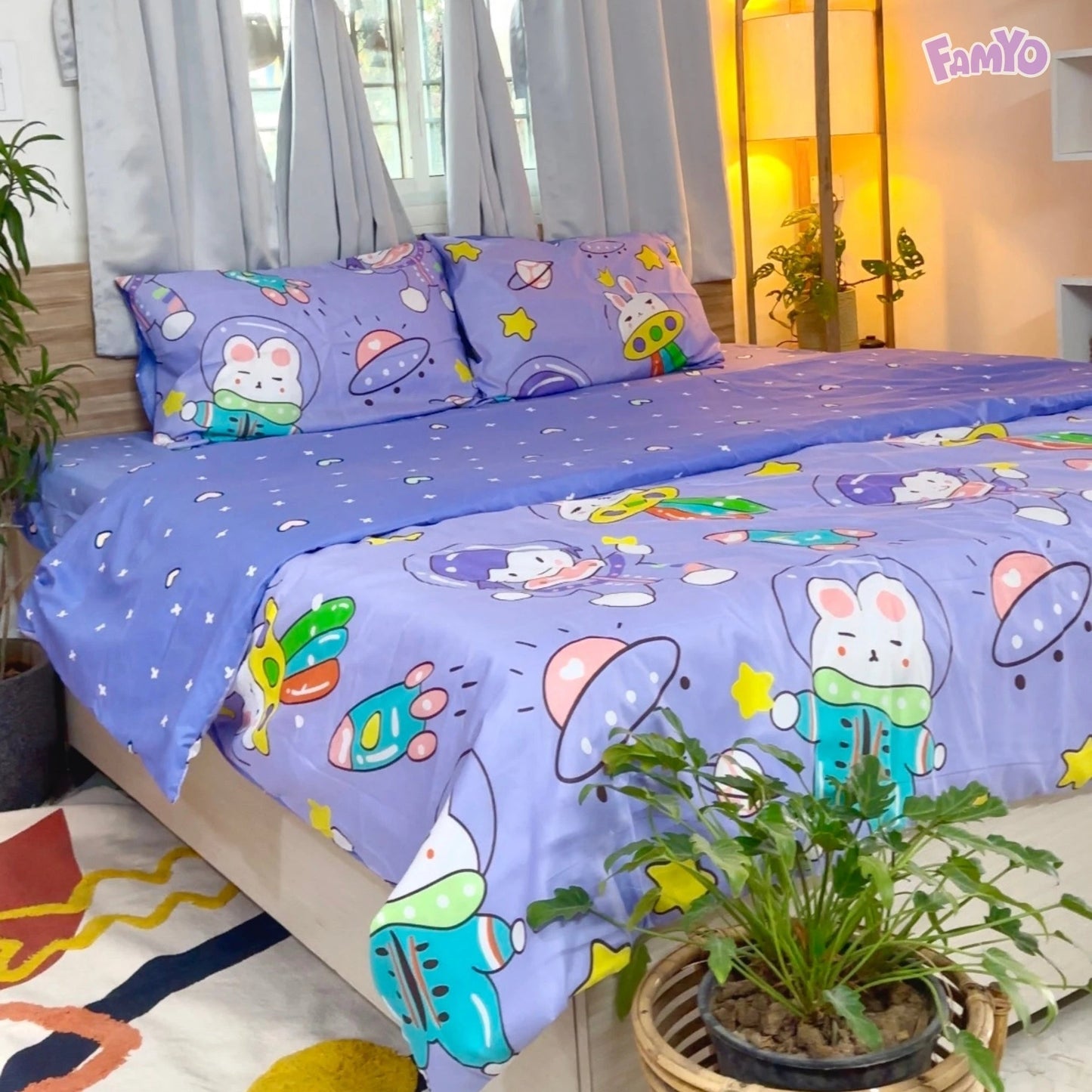 Famyo's Purple Astronaut Printed 5 Piece Bedding Set and Comforter