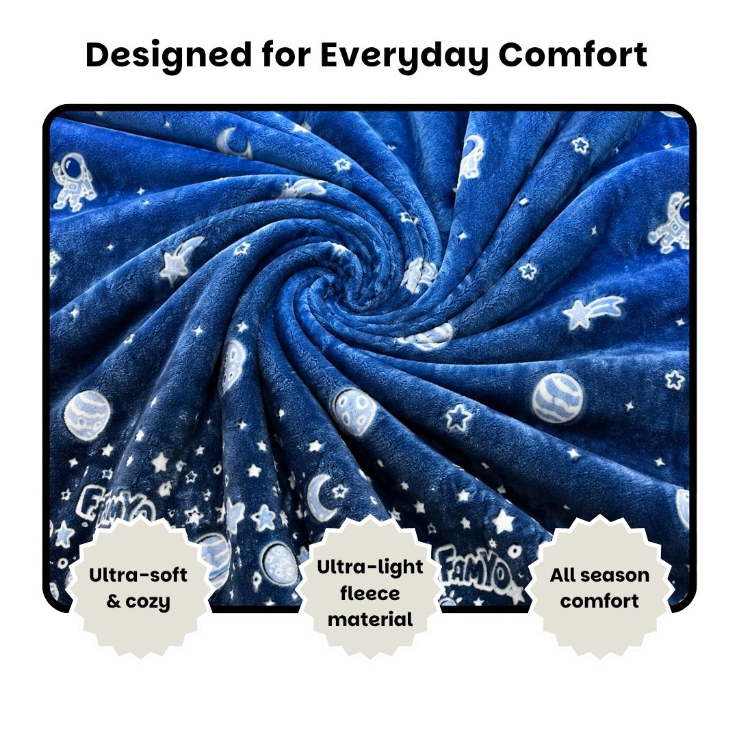 Leo the Astronaut Glow Quilt/Blanket/AC Comforter, Poncho Towel & Bath Towel Combo for Kids | Glow Blanket & Quick-Dry Towels | Gift Set for Kids