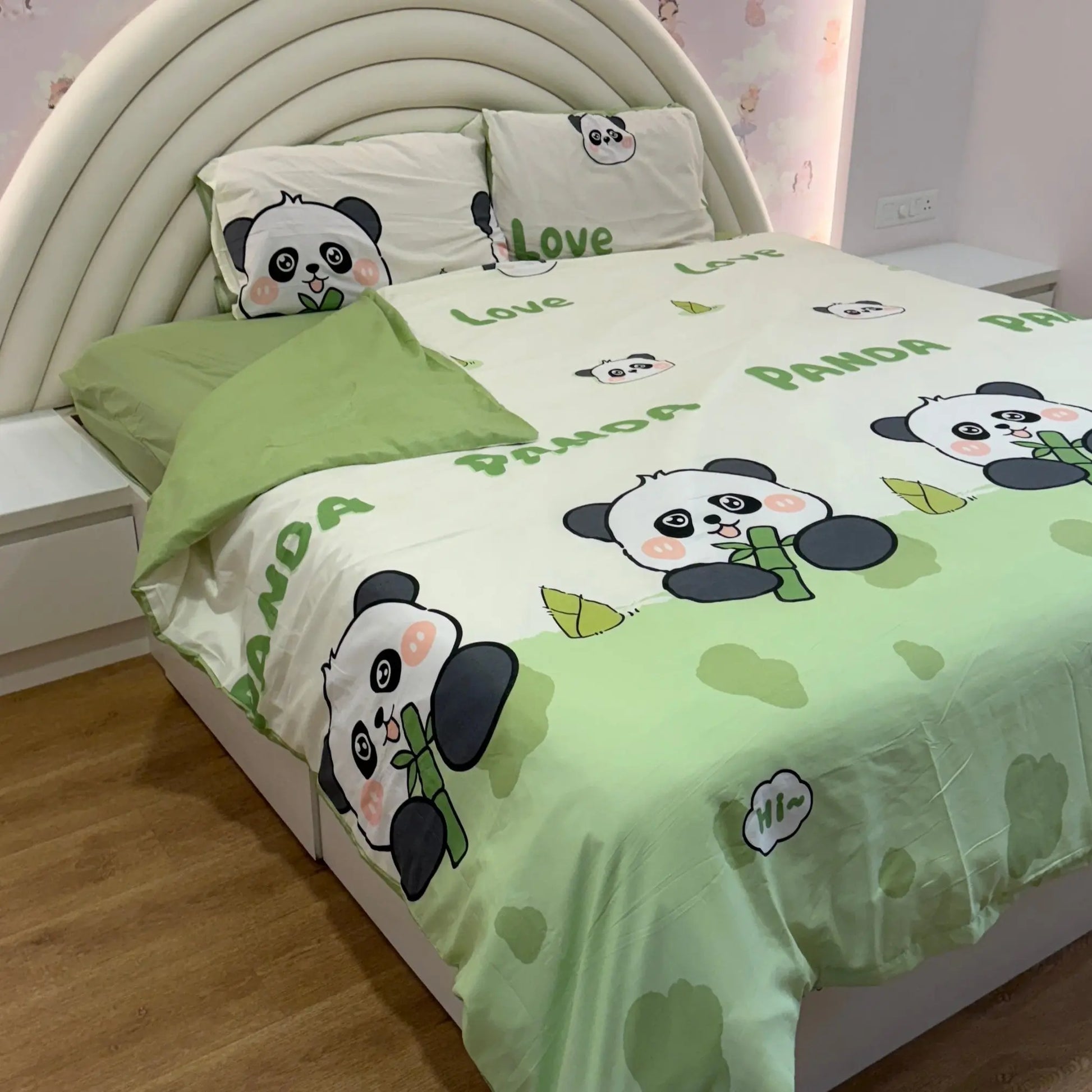 Green Panda Comforter set for winters, Ideal for boys and girls