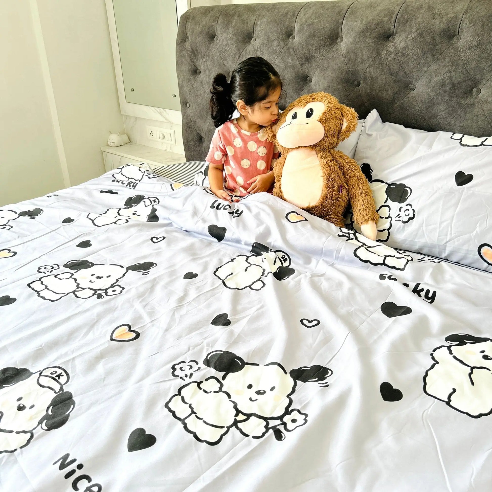 4pc Kids Bed Set – King Size Fitted Bedsheet , Comforter Cover & 2 Pillow Covers | Cute Puppy & Flowers Theme Famyo Shop WH