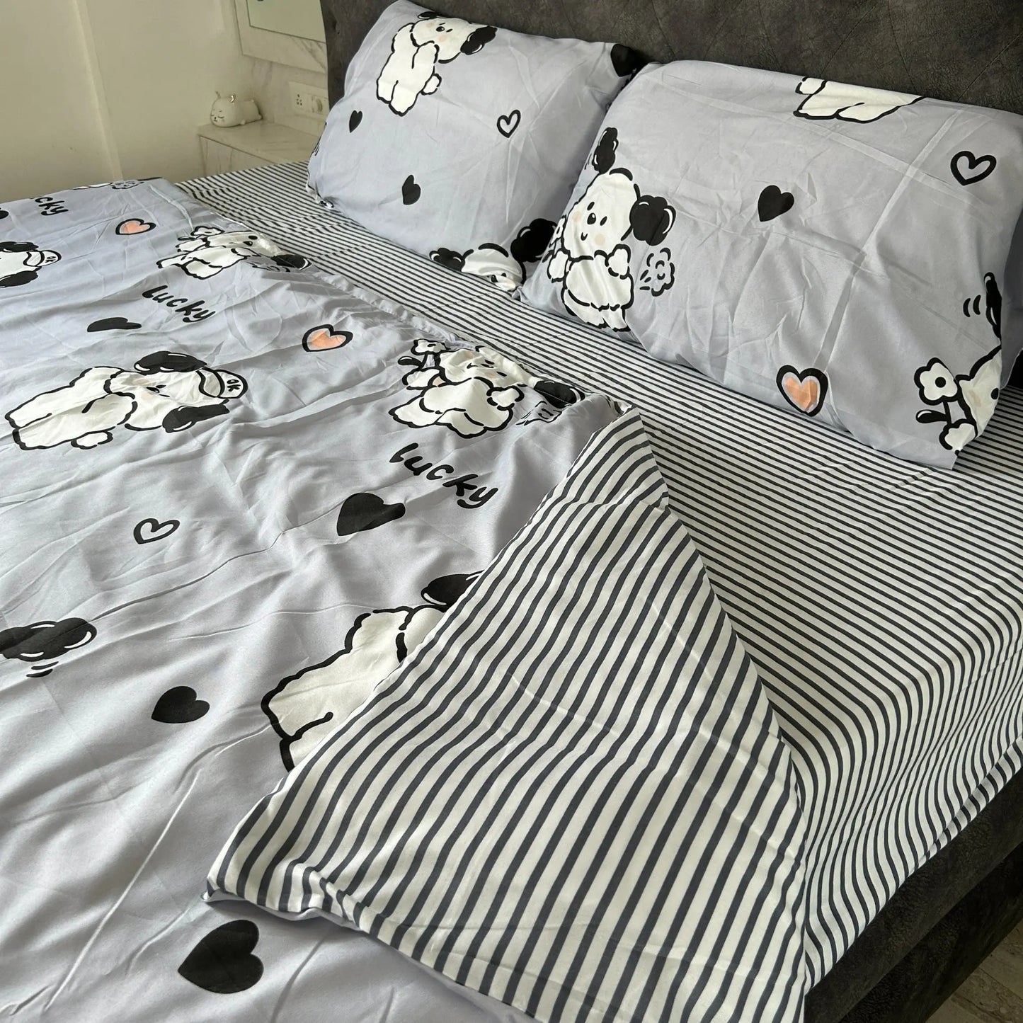 4pc Kids Bed Set – King Size Fitted Bedsheet , Comforter Cover & 2 Pillow Covers | Cute Puppy & Flowers Theme Famyo Shop WH