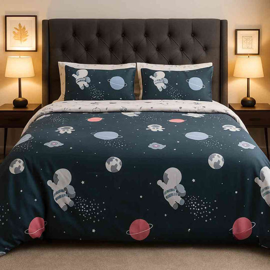 4pc Kids Bed Set – King Size Fitted Bedsheet , Comforter Cover & 2 Pillow Covers | Astronaut Theme Famyo Shop WH