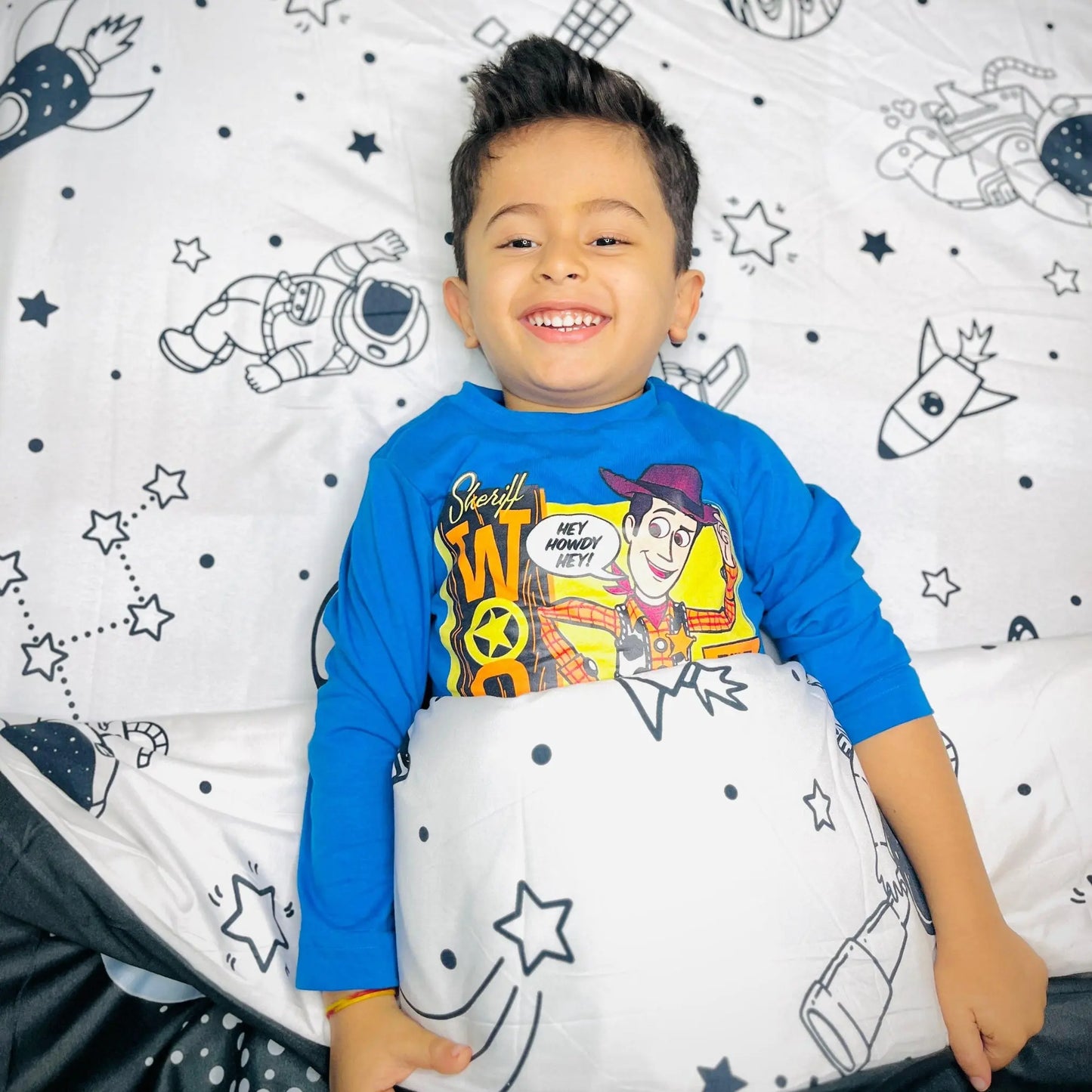 Famyo's Cute, Comfortable, Stylish and Cozy Bedding Set and Comforter for Kids Bedroom