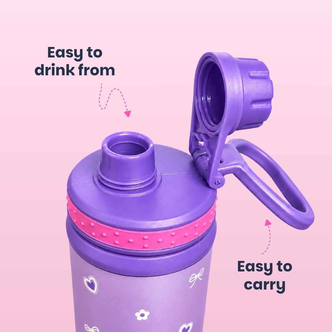 Kids stainless steel water bottle available in June the Unicorn, Rexy the Dinosaur, Leo the Astronaut, Dark Blue Astronaut, and Lavender Unicorn designs, featuring a 900 ml capacity, ideal for school, travel, and everyday hydration.