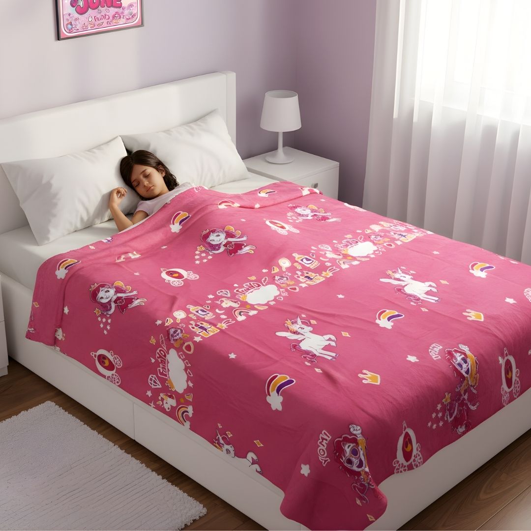 June the Unicorn Glow Blanket from Famyo Glow Maxx Series – Soft Kids Blanket, Perfect Gift for Kids 0-15 years Famyo Shop WH