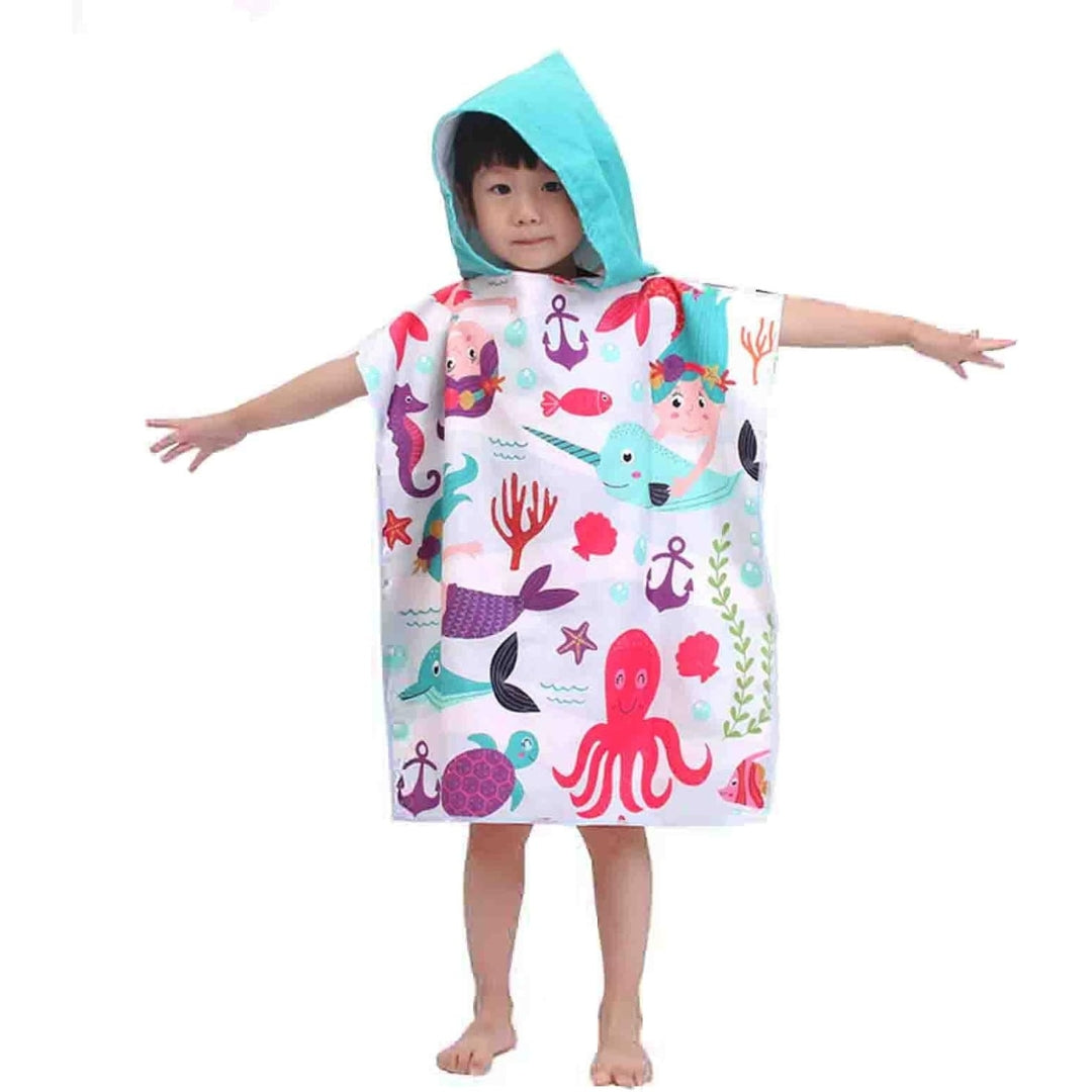 Green Sea Mermaid and Friends Poncho Towel for Kids aged between 0 to 7 years, perfect 60 x 60 cm size. Cool Poncho Bath Robe Towels for Kids at lowest prices only @ Famyo. Shop 2 Poncho Towels @ Just Rs 999 with poncho999