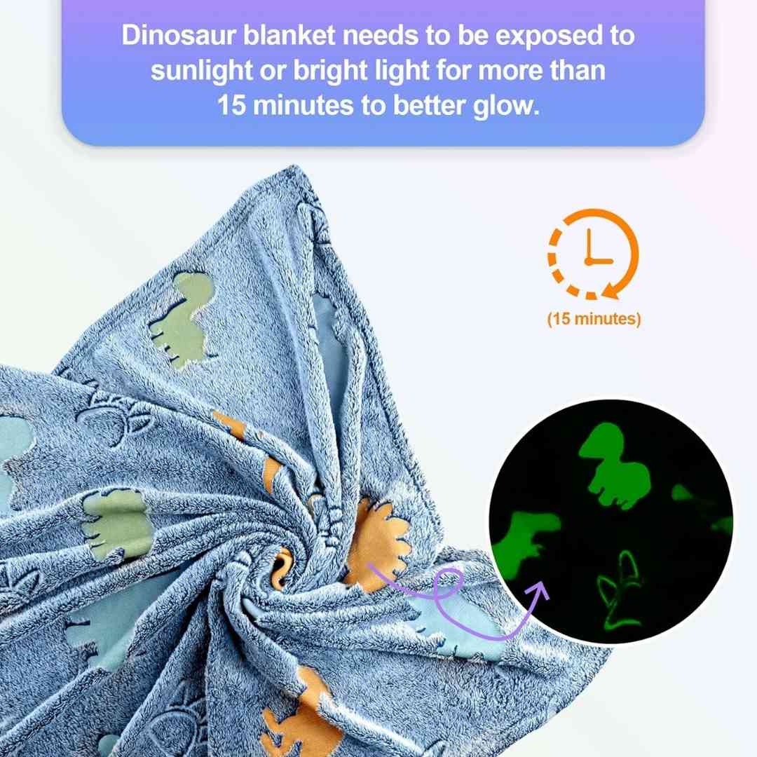 Famyo Glow in the dark blanket for boys – big dinosaur print, AC friendly