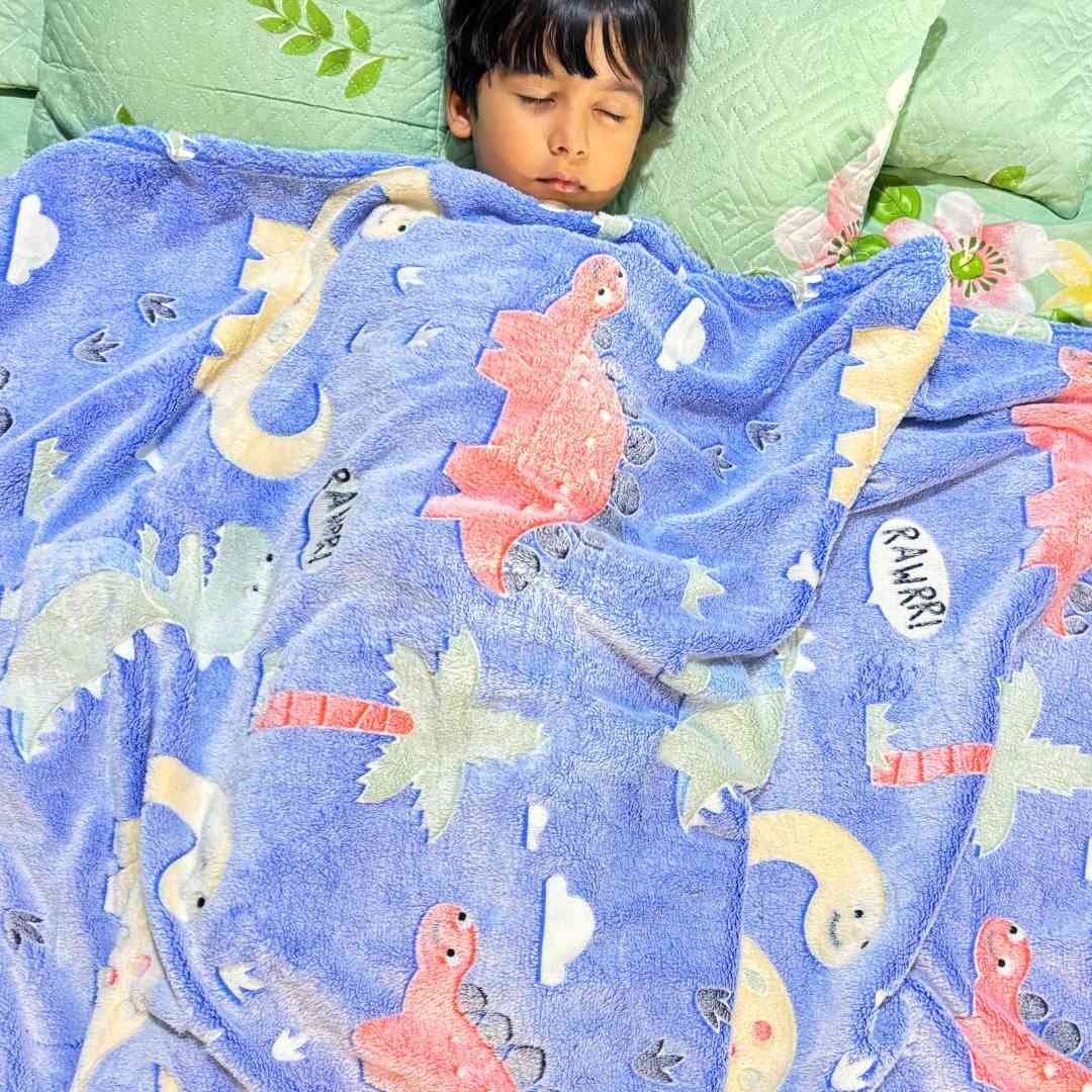 Blue flannel dinosaur blanket – glow in dark fun by Famyo for bedtime