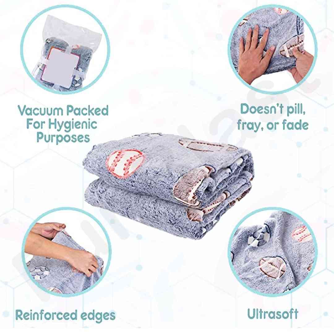 Famyo glow blanket – 200x152 cm queen size with sporty football style