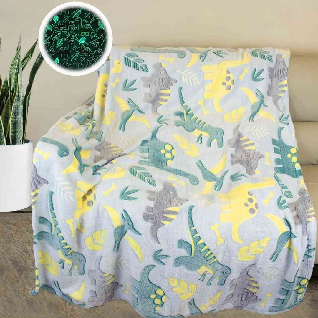 Famyo queen size glow blanket – green dino adventure design for kids