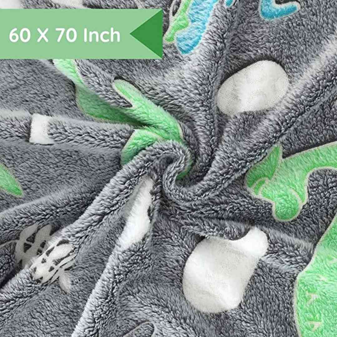 Famyo grey dinosaur blanket – ultra-soft with glow in the dark magic