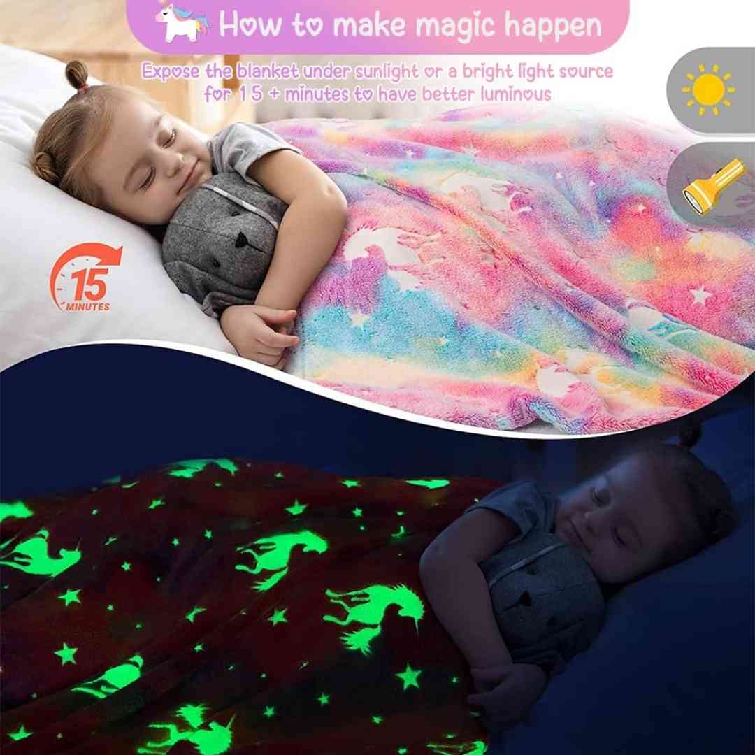 Pink AC blanket for kids – unicorn print with stars that shine in dark