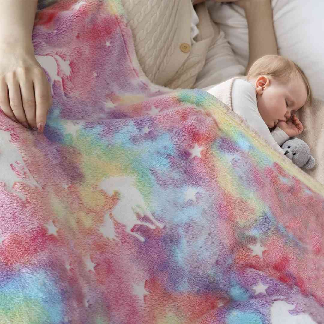 Kids unicorn blanket – glow in the dark comfort in pink flannel