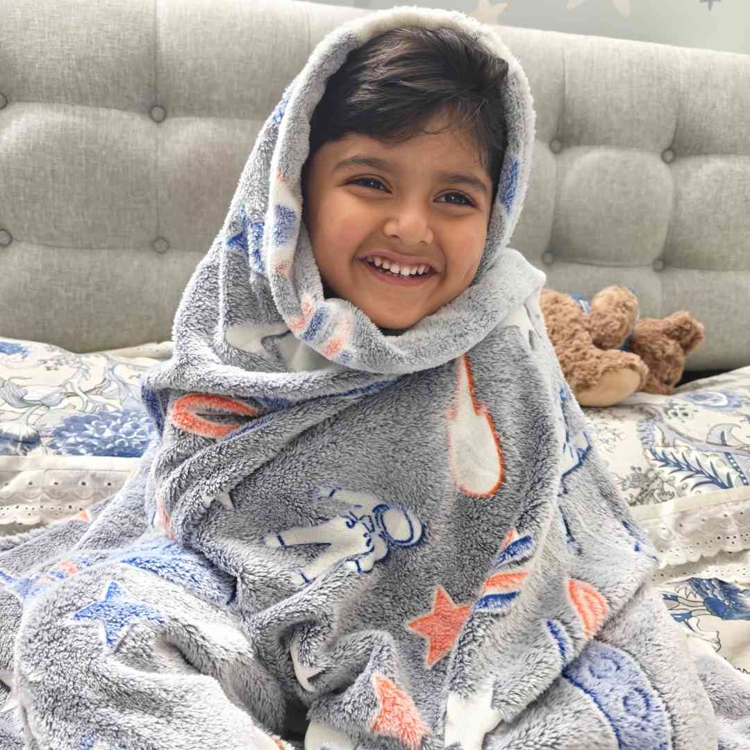 Famyo glow in dark blanket bundle – unicorn magic and space adventure in one