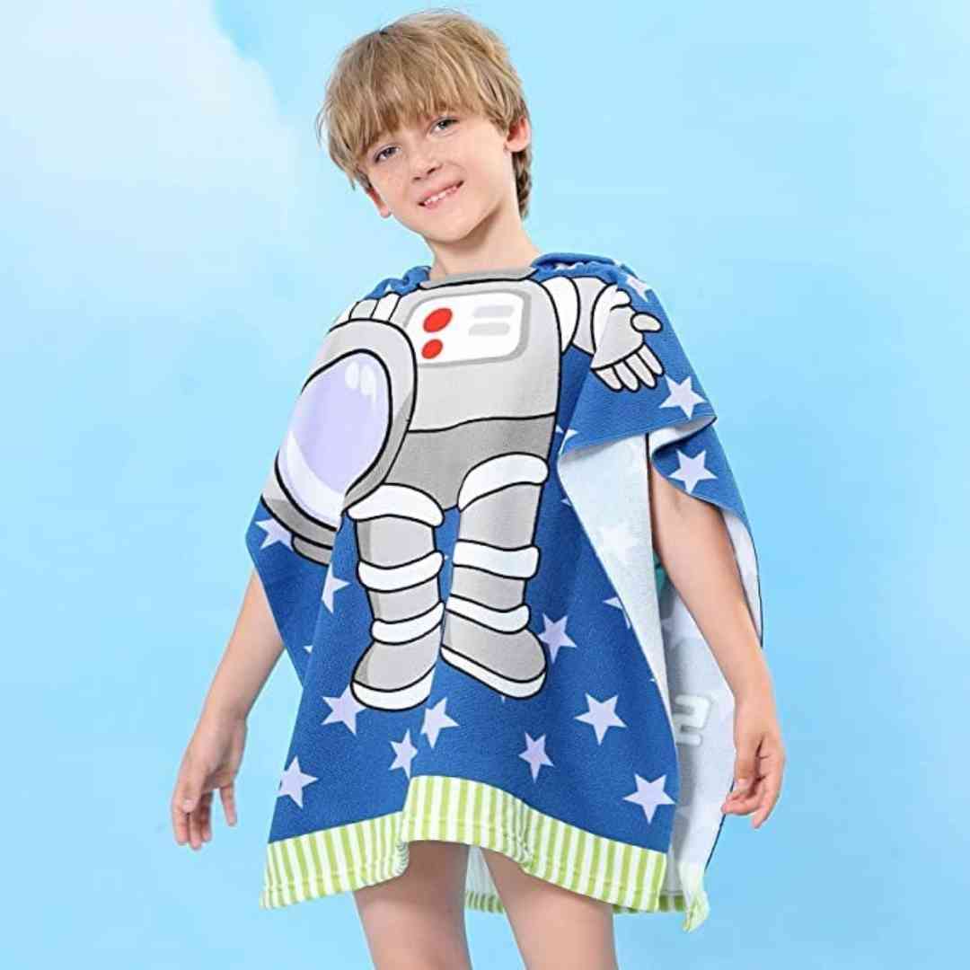 Space-themed hooded towel for toddlers and babies, ultra-absorbent microfiber
